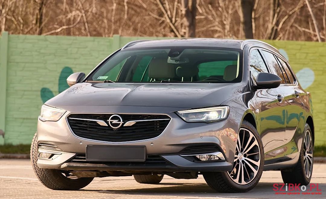2019' Opel Insignia photo #1