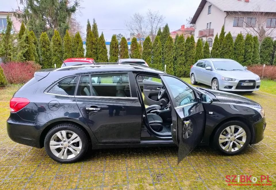 2012' Chevrolet Cruze photo #3