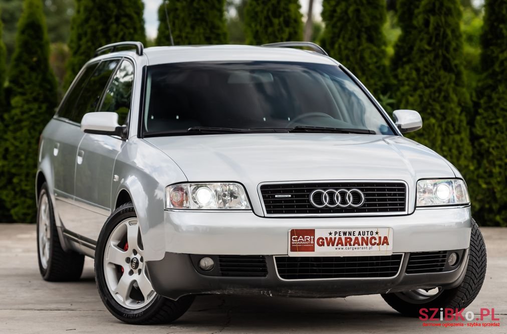 2002' Audi A6 Avant photo #2