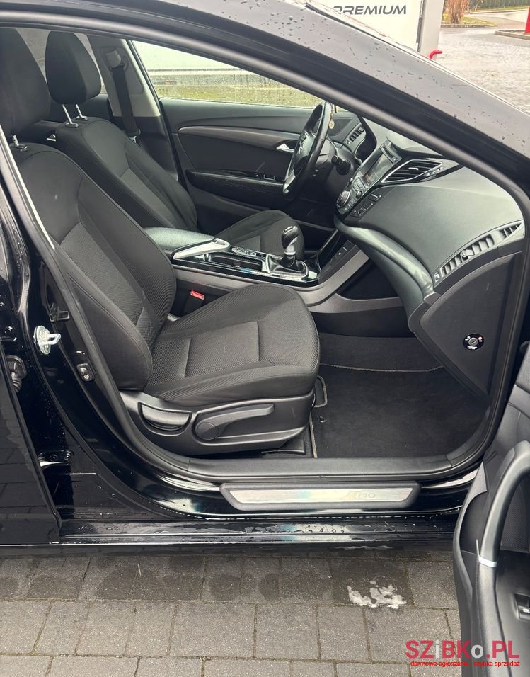 2011' Hyundai i40 photo #5