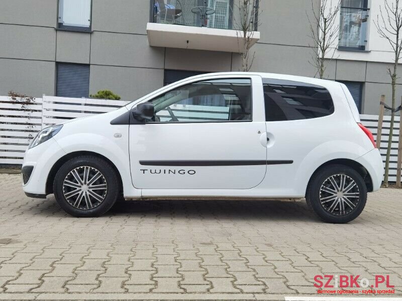 2011' Renault Twingo photo #2