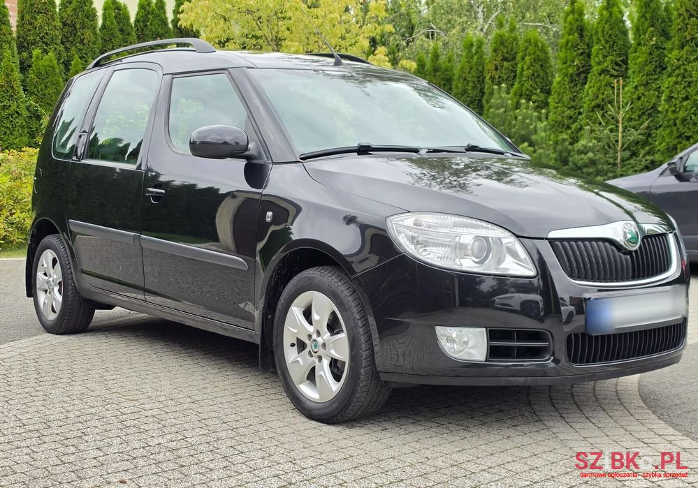 2008' Skoda Roomster photo #2