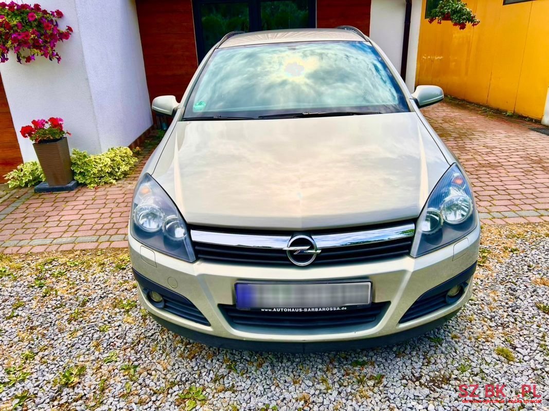 2005' Opel Astra photo #3