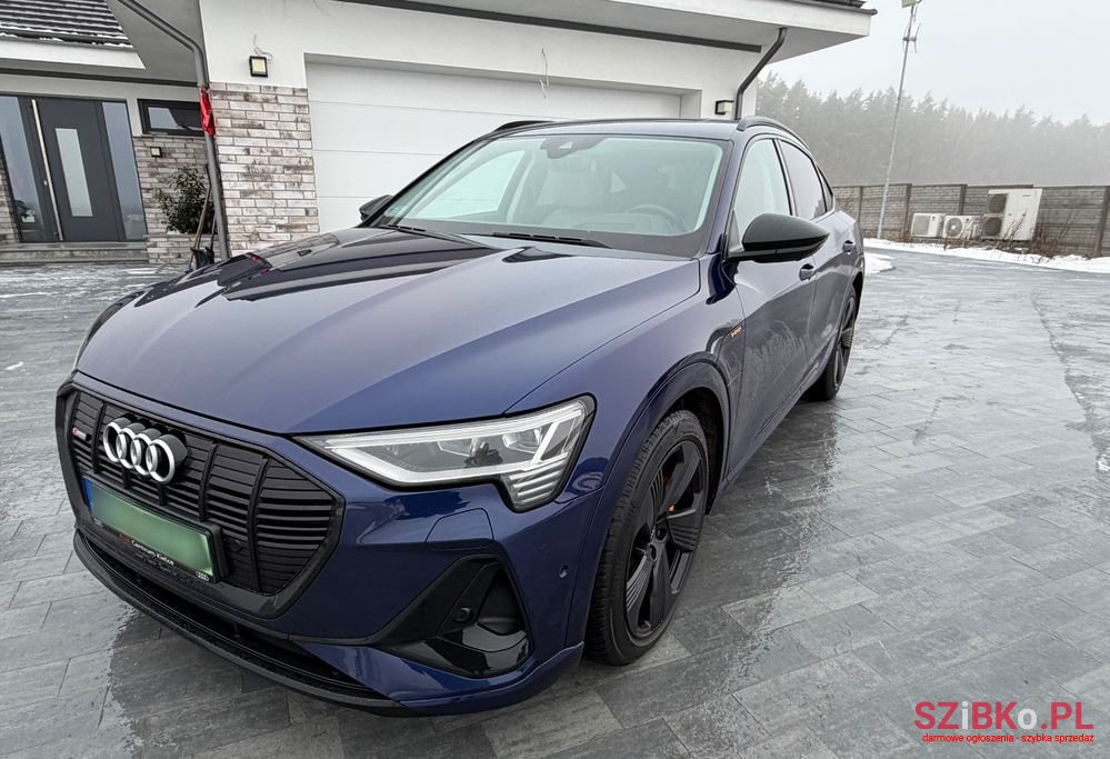 2021' Audi Q8 Sportback E-Tron photo #1