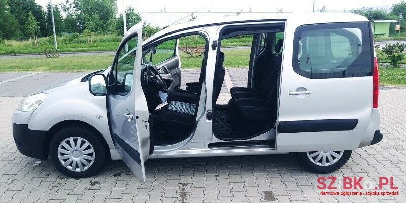 2008' Peugeot Partner photo #2