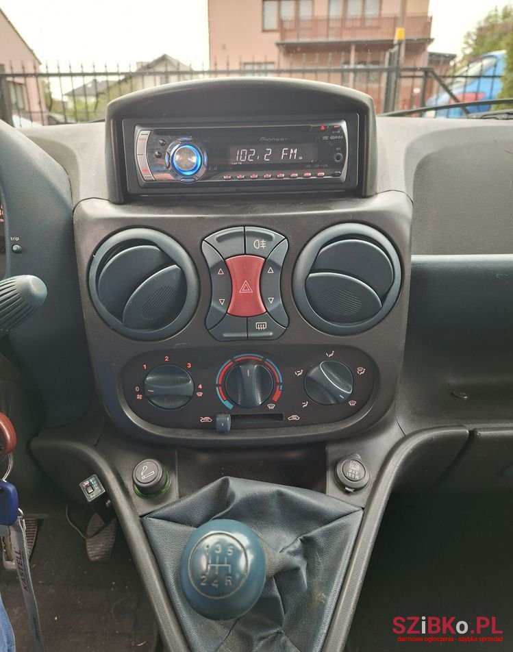 2002' Fiat Doblo 1.2 Actual / Sx photo #4