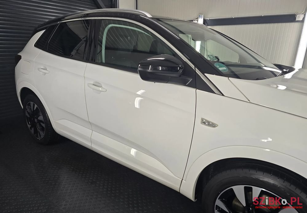 2022' Opel Grandland photo #5