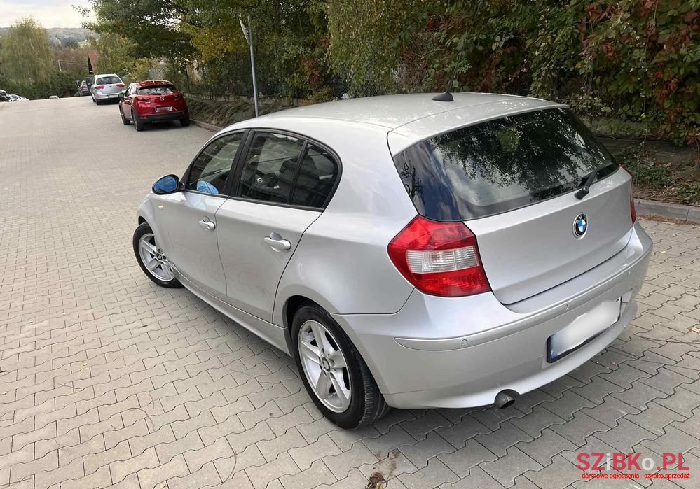 2007' BMW 1 Series 120I photo #5