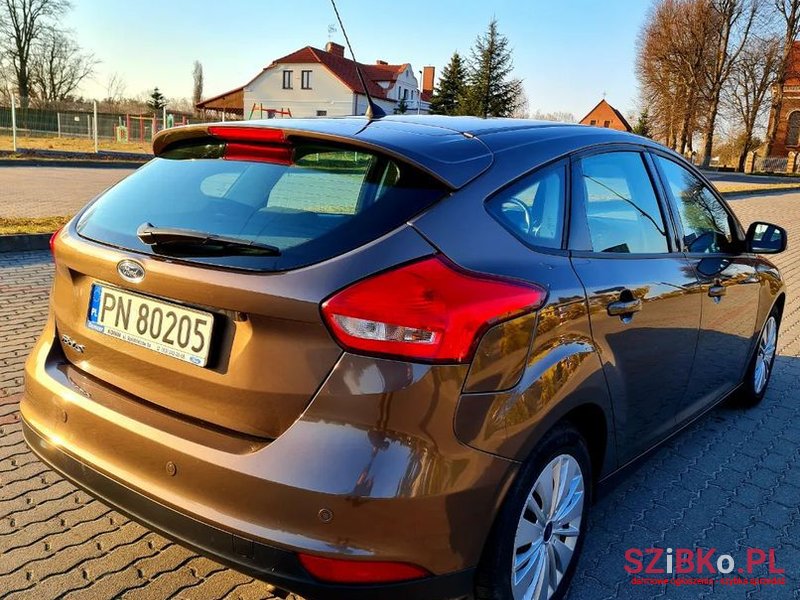 2016' Ford Focus photo #4