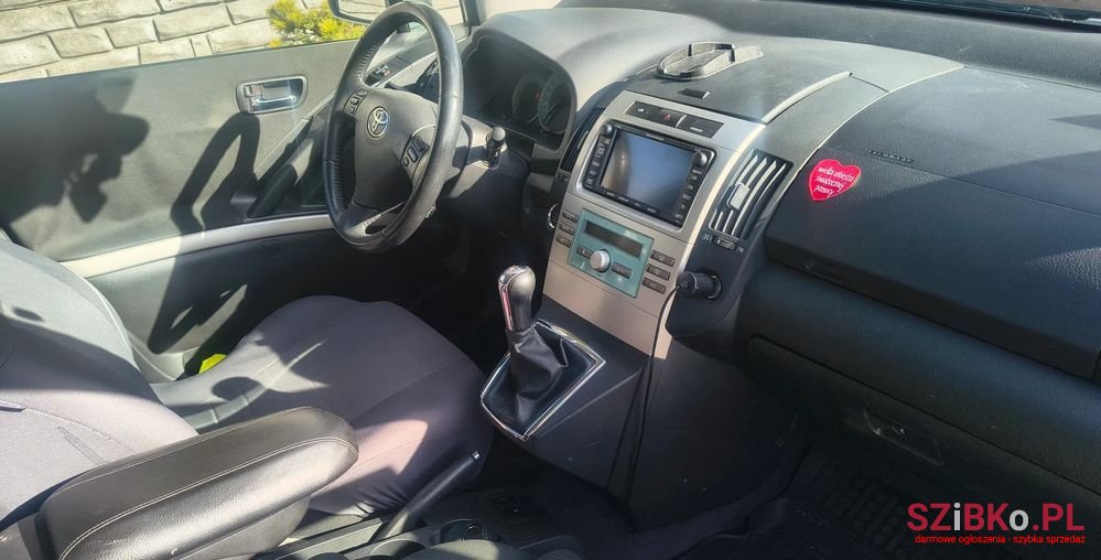 2005' Toyota Corolla Verso 1.8 Sol + 7Os photo #5