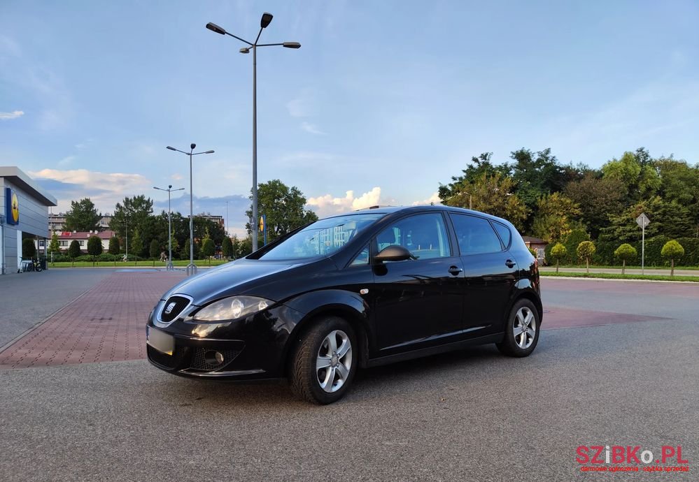 2008' SEAT Altea photo #1