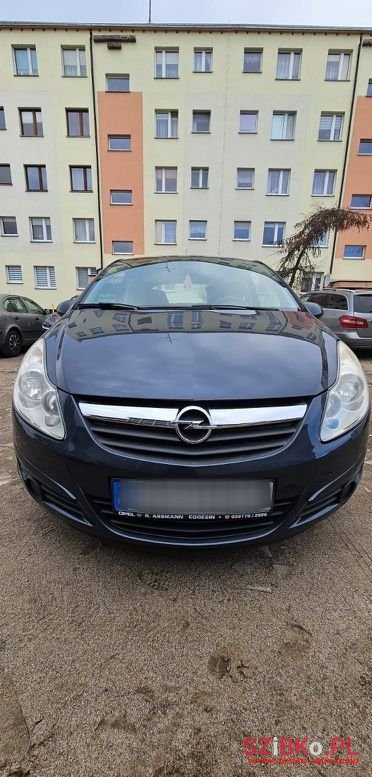 2009' Opel Corsa 1.2 16V Cosmo photo #2