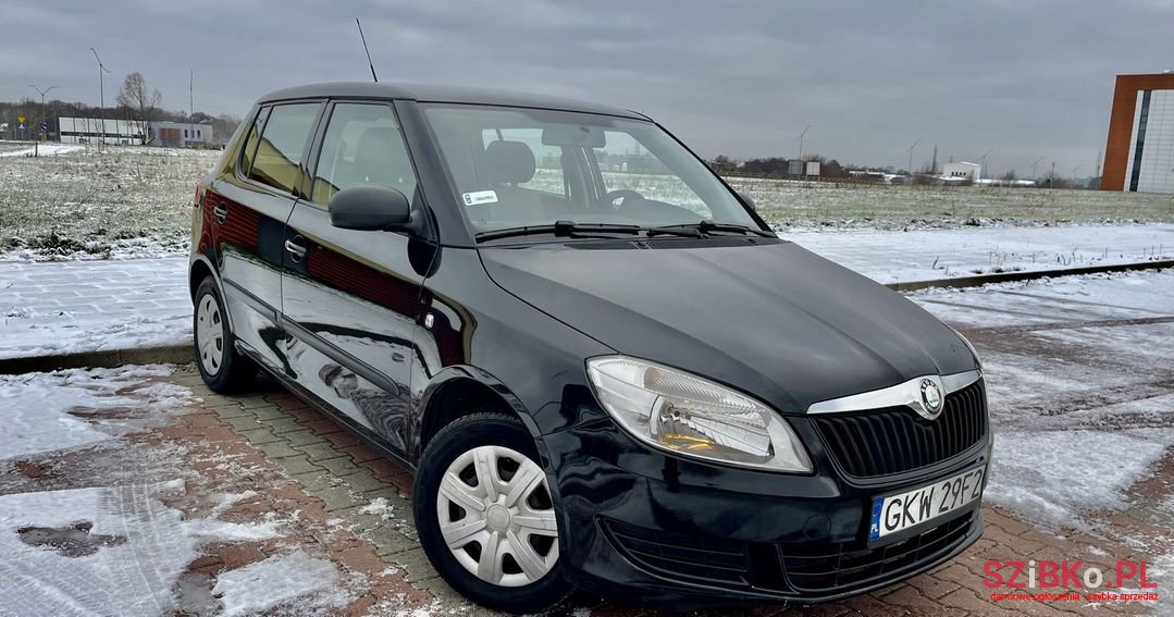 2010' Skoda Fabia photo #2