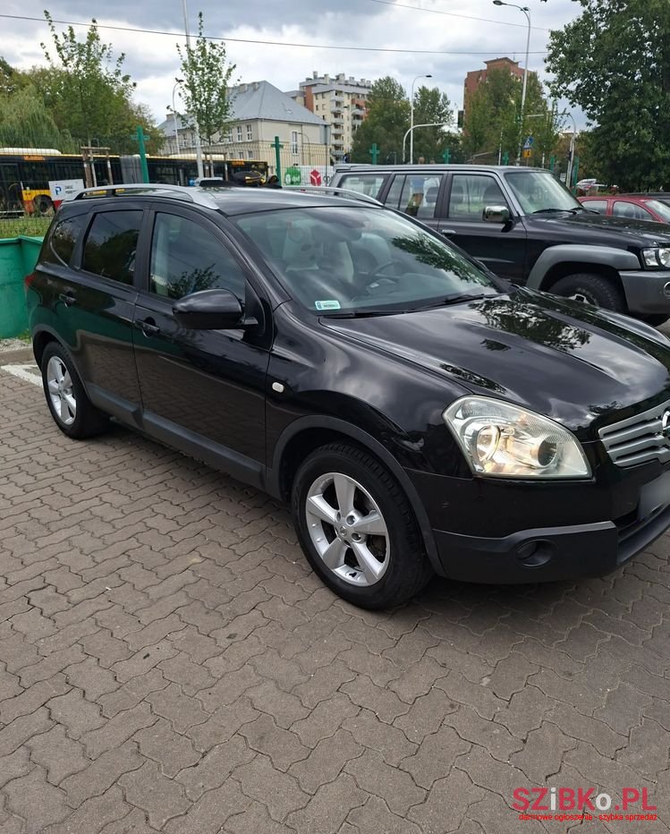 2009' Nissan Qashqai+2 2.0 Acenta photo #6