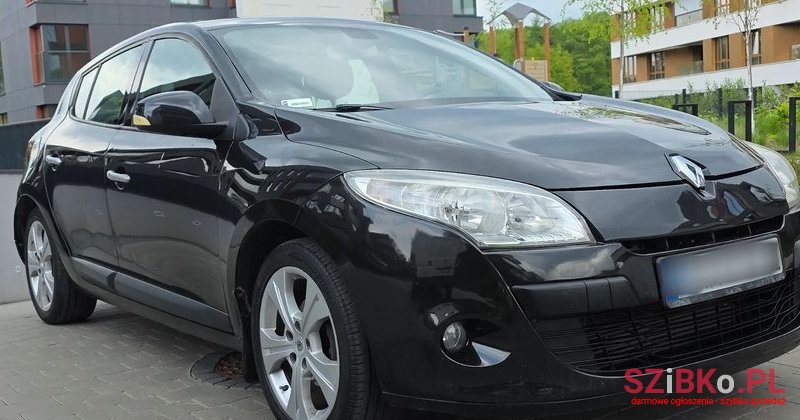 2010' Renault Megane 1.5 Dci Limited photo #2