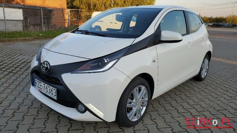 2017' Toyota Aygo photo #1