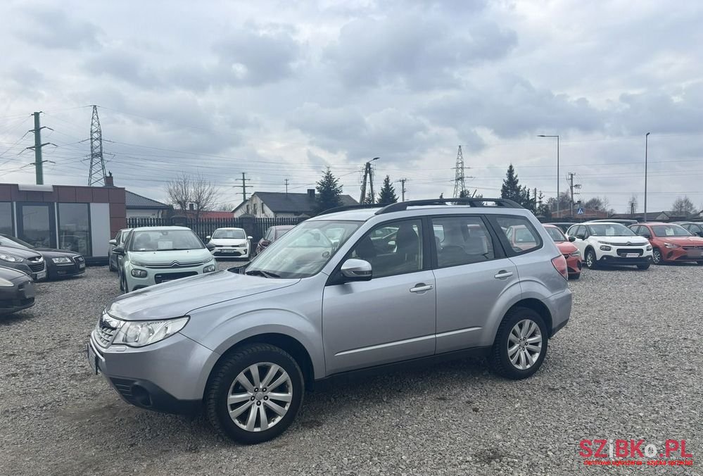 2012' Subaru Forester photo #3