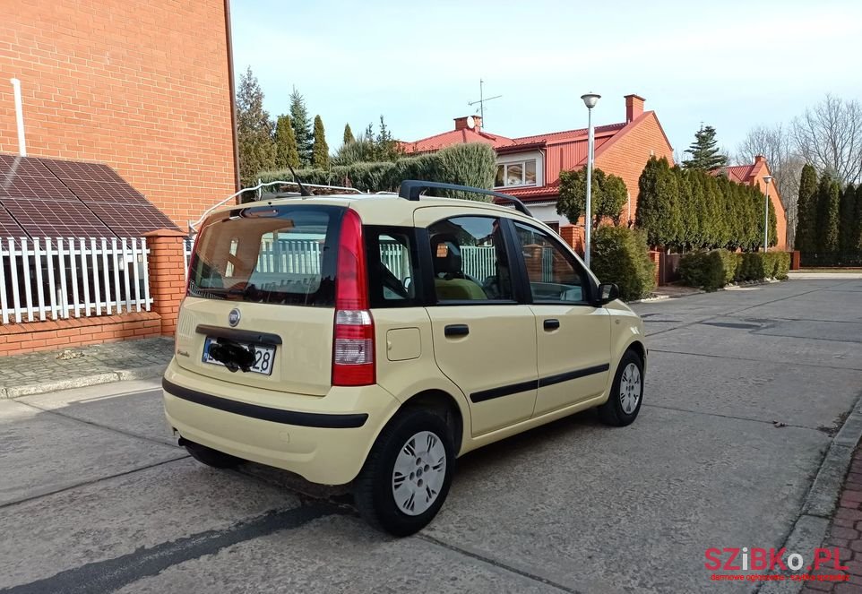 2005' Fiat Panda photo #3