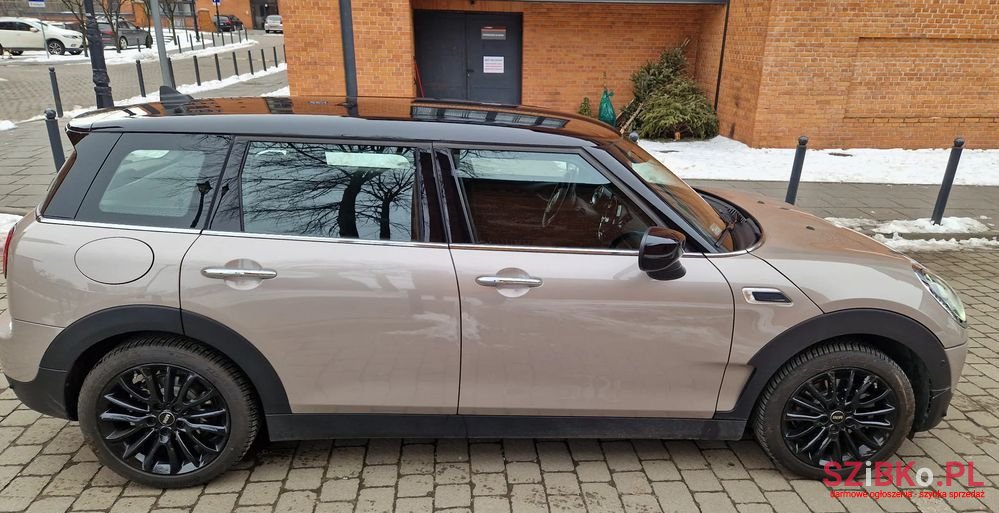 2022' MINI Clubman Cooper photo #4