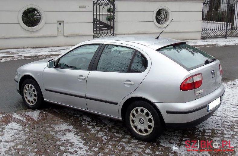 2002' SEAT Leon photo #2