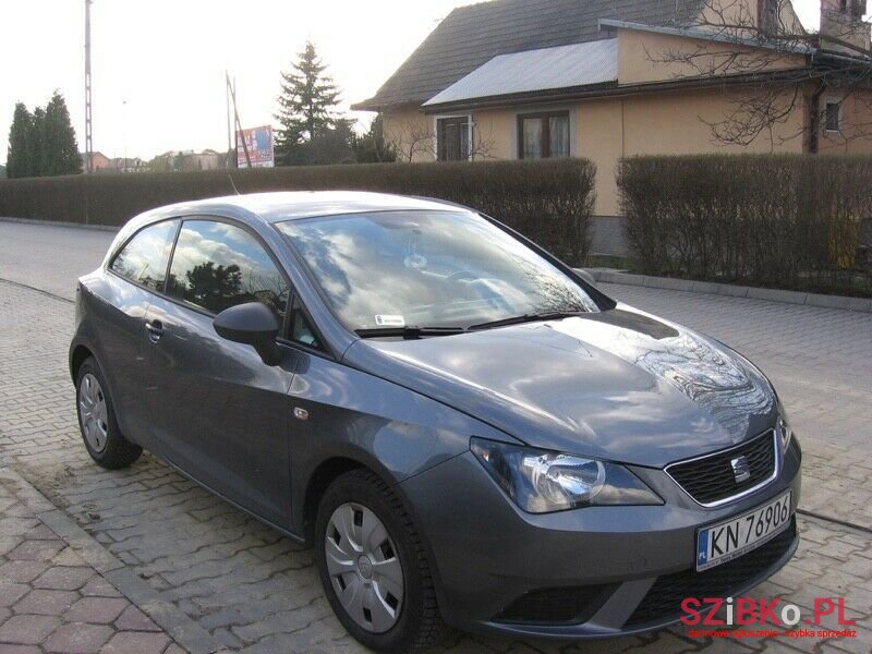 2014' SEAT Ibiza photo #3