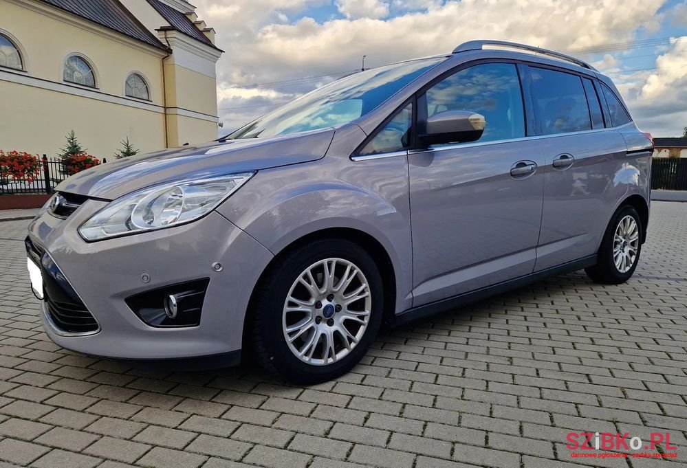 2011' Ford Grand C-MAX photo #1