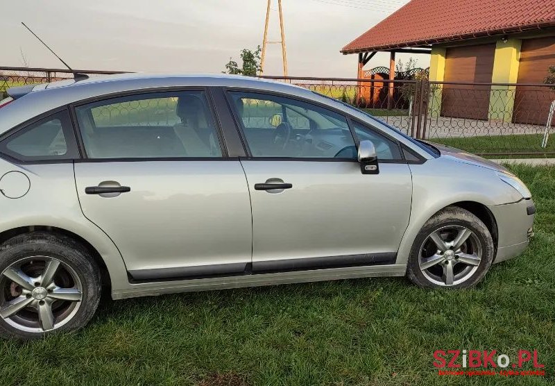 2007' Citroen C4 photo #2