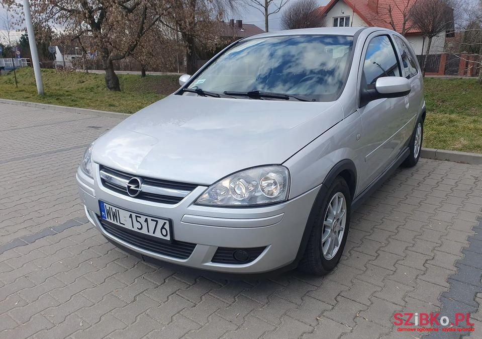 2005' Opel Corsa photo #1