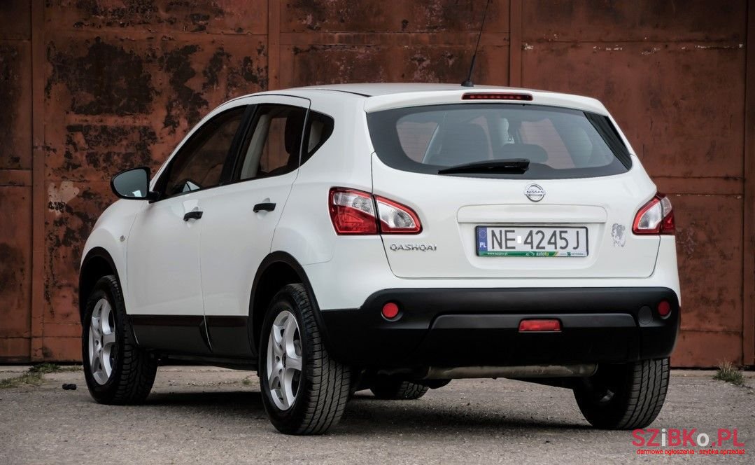 2010' Nissan Qashqai photo #2