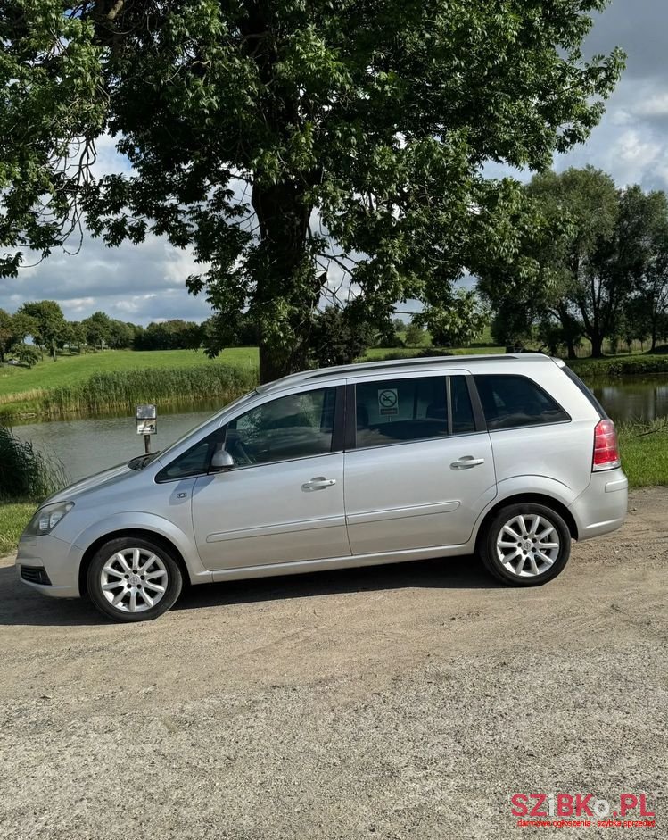 2005' Opel Zafira 1.8 16V Elegance photo #4