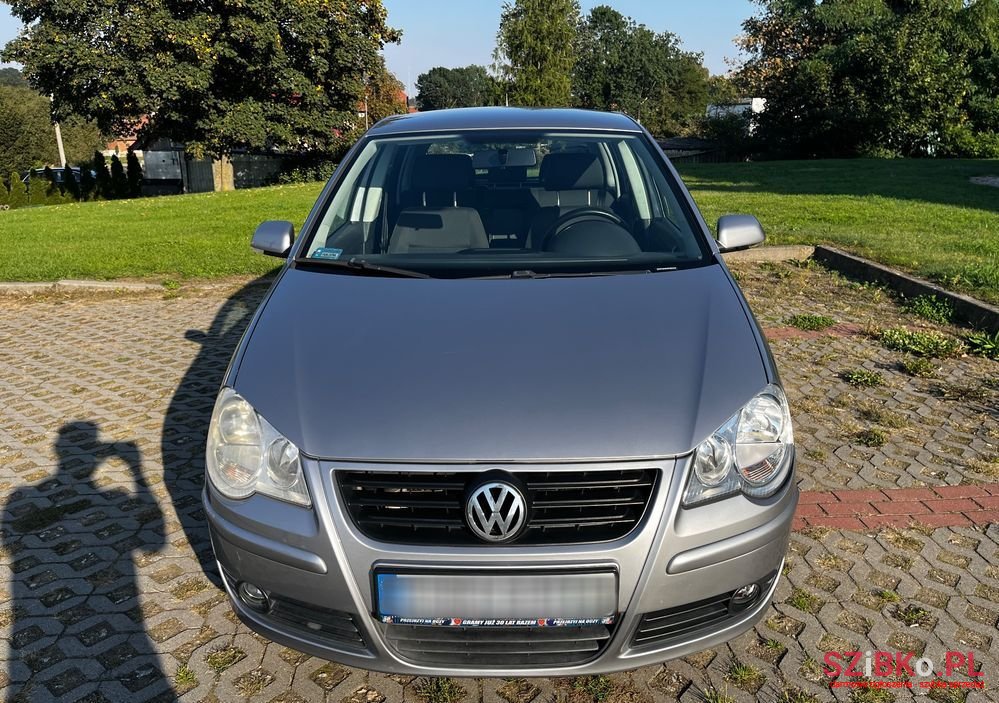 2007' Volkswagen Polo photo #5