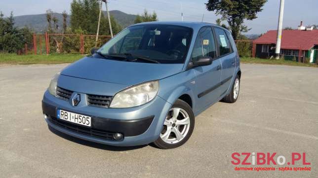2005' Renault Scenic photo #1