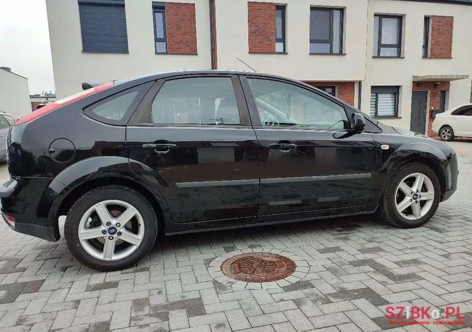 2007' Ford Focus photo #3