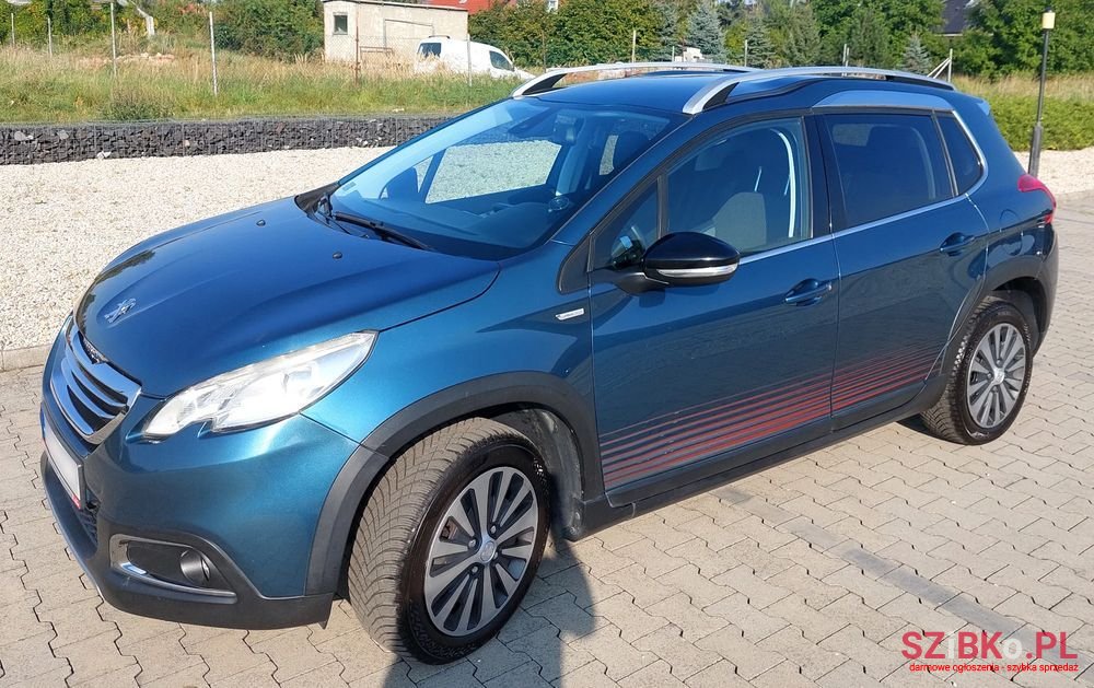 2015' Peugeot 2008 photo #2