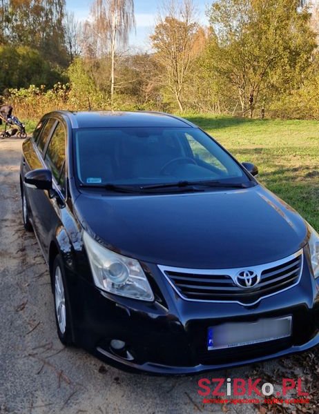 2011' Toyota Avensis 2.0 D-4D 2010 photo #4