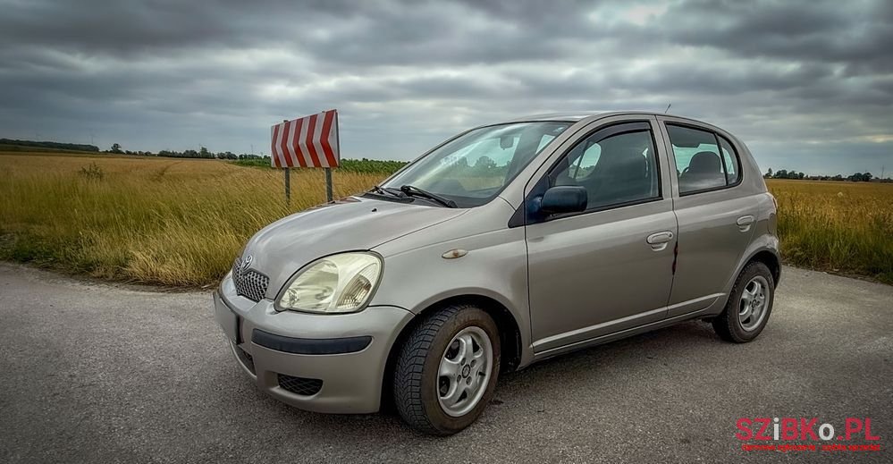 2004' Toyota Yaris 1.0 Base photo #4