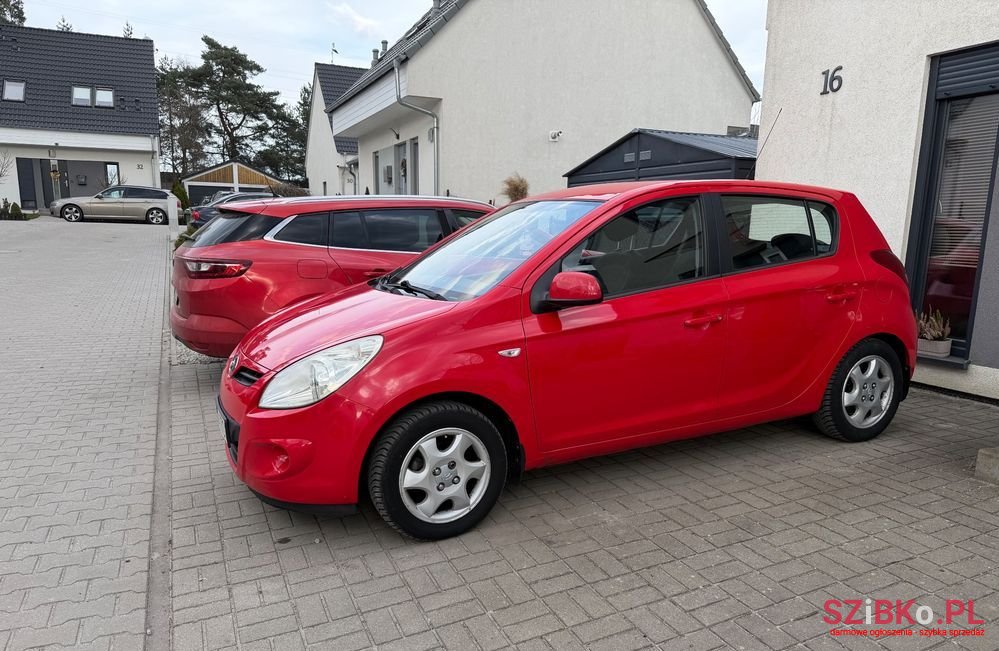 2010' Hyundai i20 1.2 Comfort photo #4