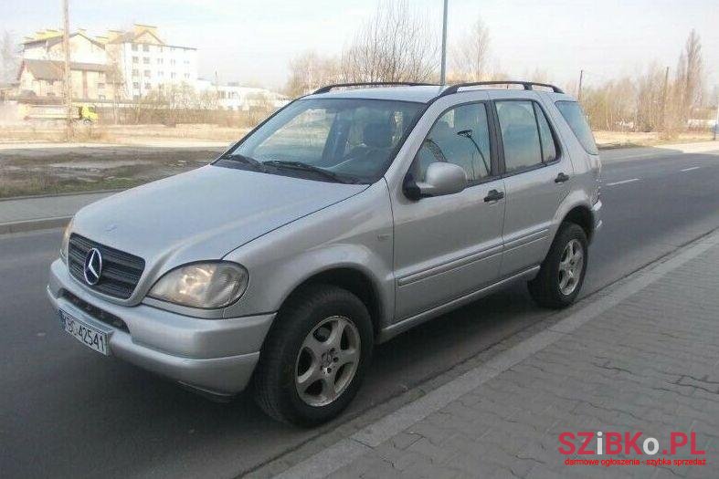 2000' Mercedes-Benz Klasa Ml photo #1