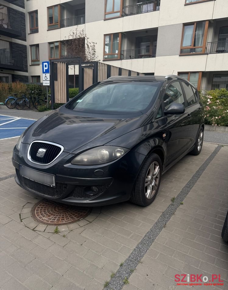 2008' SEAT Altea XL photo #6