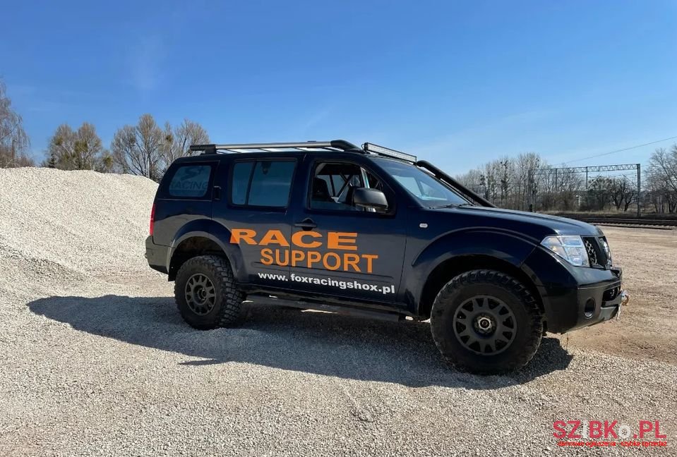 2005' Nissan Pathfinder photo #5