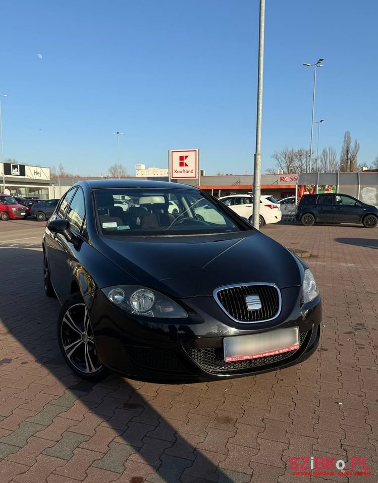 2006' SEAT Leon photo #4