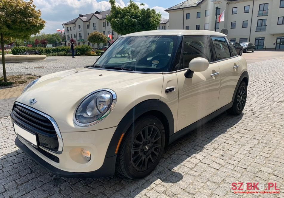2018' MINI Cooper photo #1