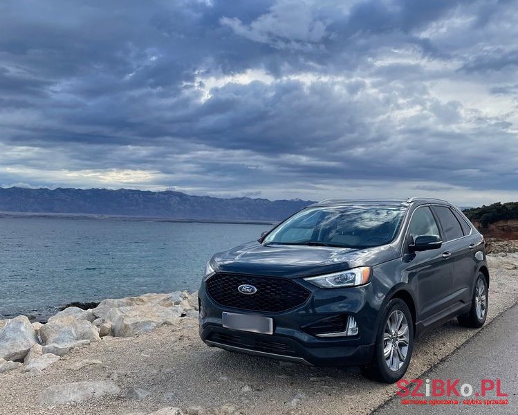 2019' Ford Edge photo #1