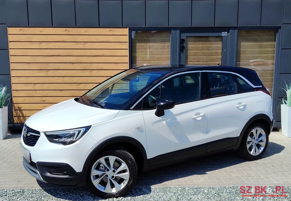 2020' Opel Crossland X photo #1