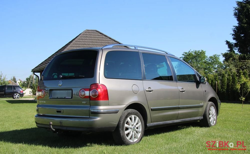 2007' Volkswagen Sharan 1.9 Tdi Comfortline Tiptr photo #4