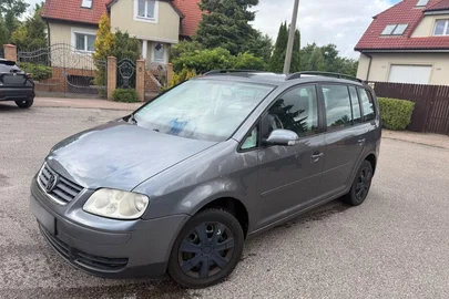 2006' Volkswagen Touran