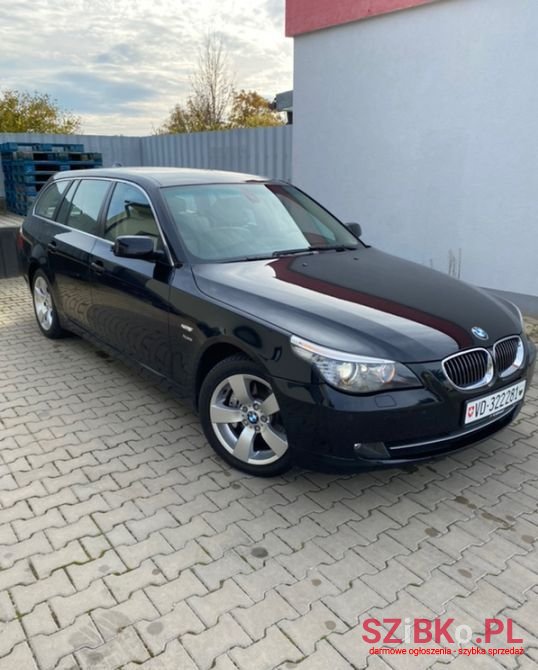 2010' BMW Seria 5 photo #1