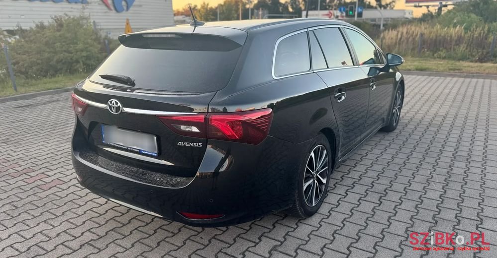 2017' Toyota Avensis 2.0 Prestige Ms photo #4