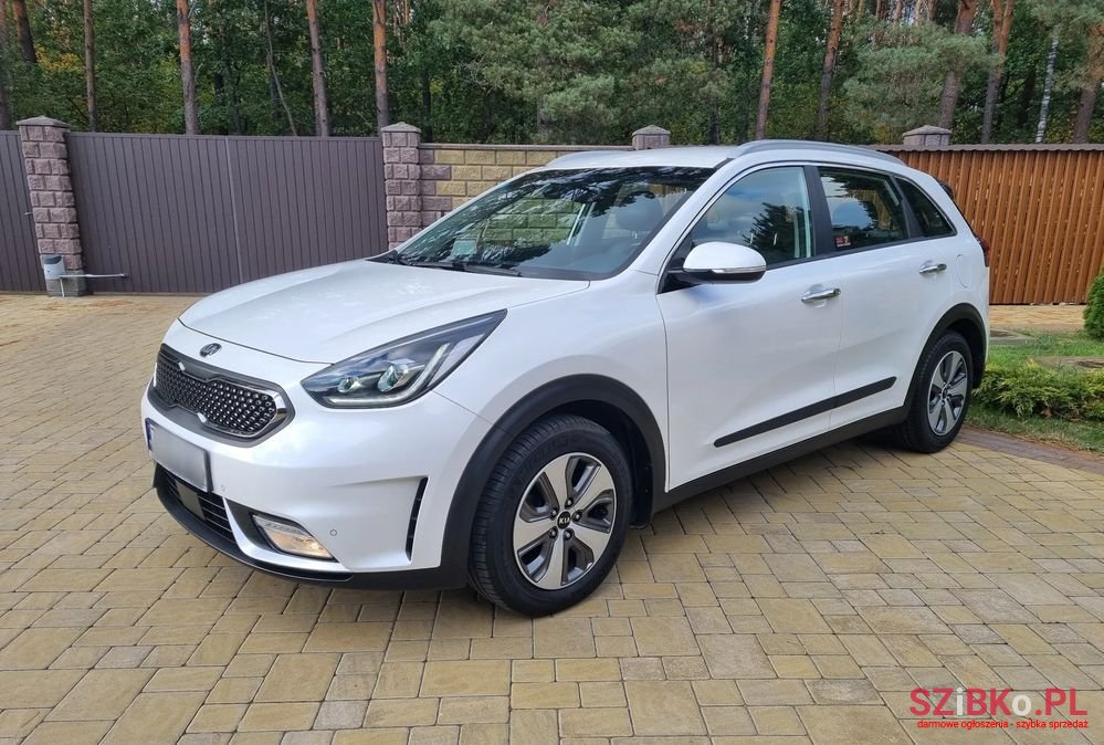 2018' Kia Niro photo #2