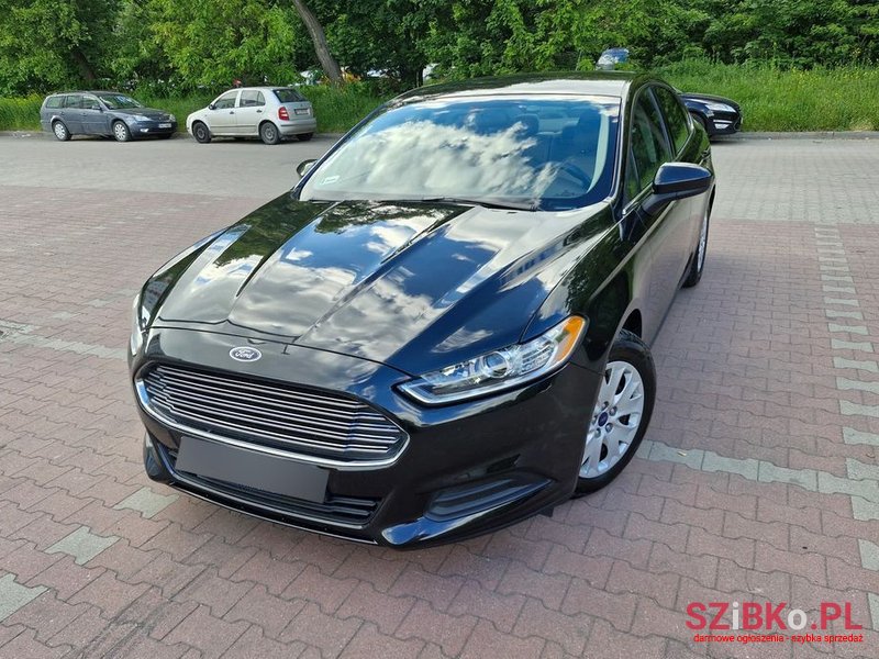 2014' Ford Fusion photo #2